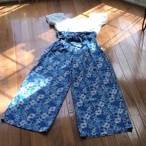 Girls size 10 jumper